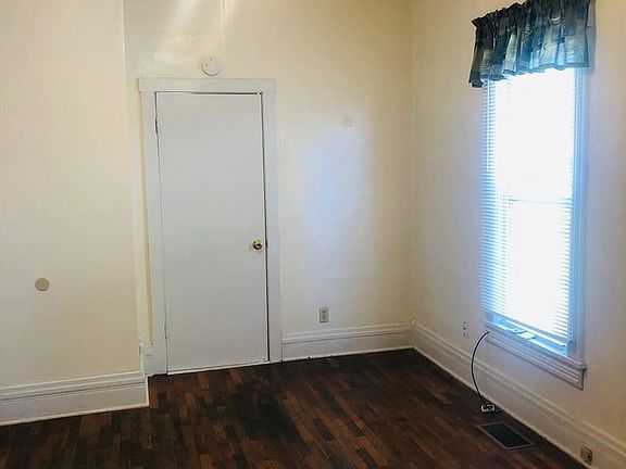 3rd image of 719 W 13th St APT 1