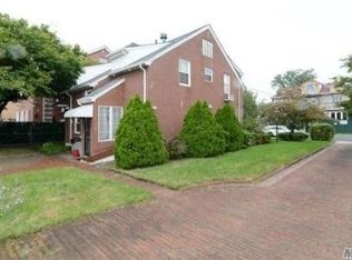 110-26 68th Rd, Forest Hills, NY 11375