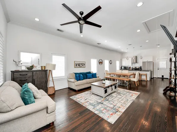 12 Stiles St, Houston, TX 77011