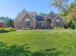 1421 W Greenfield Ct, Ann Arbor, MI 48108