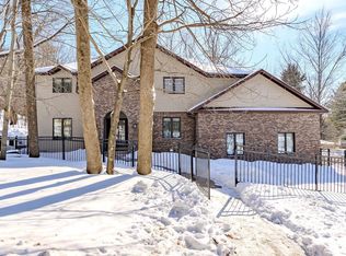 1401 Woodland Ridge Rd, Wausau, WI 54403