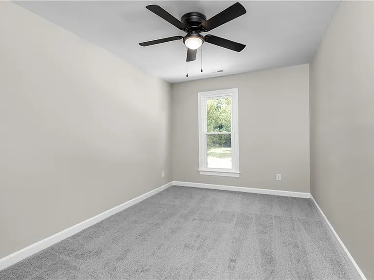 1605 Dey Cove Dr — Photo 27