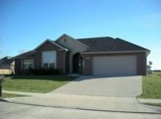 5300 Forest Glen Dr, Columbia, MO 65203