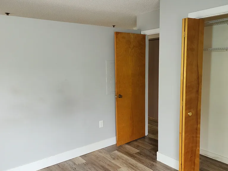 92 West Main Street Apartments — Photo 12