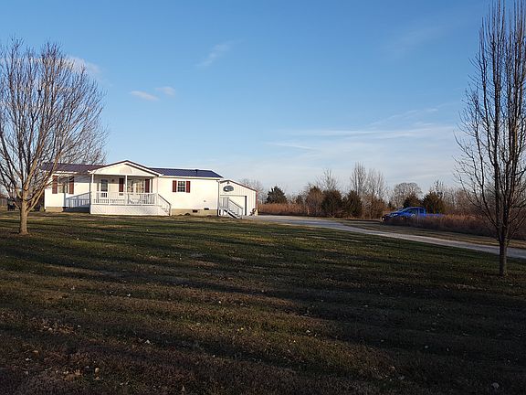 2nd image of 114 Forest Ln