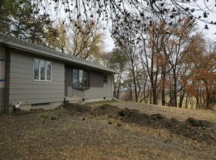 19979 354th St, Le Center, MN 56057