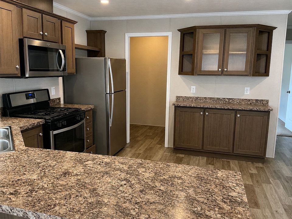 1st image of 8628 Sandy St Lot 112