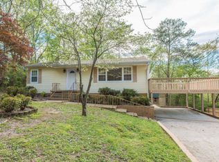 1111 Roselawn Dr, Chattanooga, TN 37421