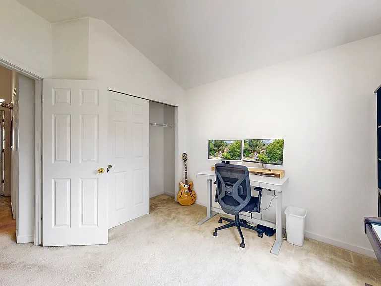 2560 Concord Cir — Photo 19