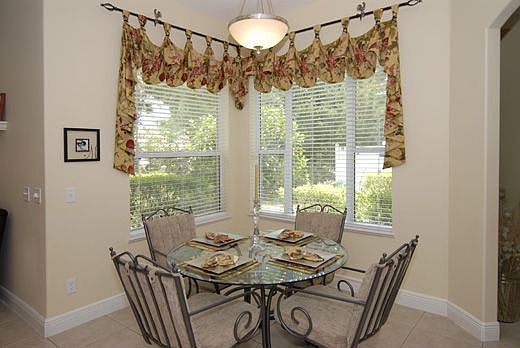 Kitchen nook