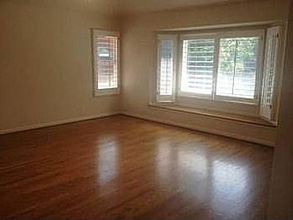 3rd image of 4260 Suzanne Dr