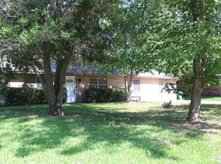2607 S Lipsey St, Decatur, TX 76234