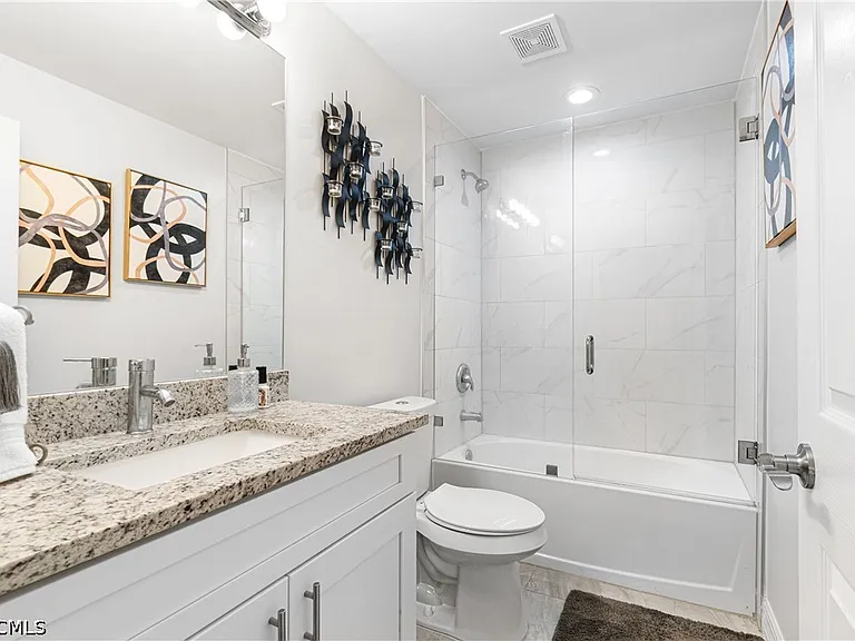 1137 Edgerton Ave — Photo 22