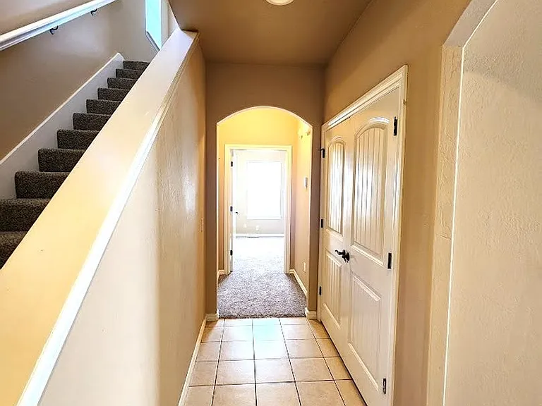 13705 & 13707 Oxford Dr — Photo 11