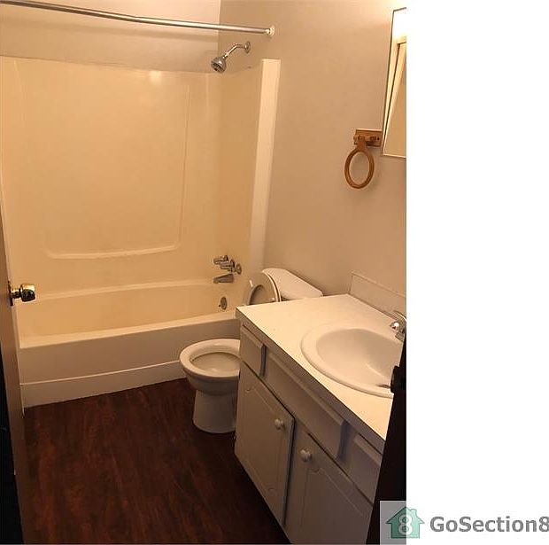 1st image of 3225 Ramond St APT 3