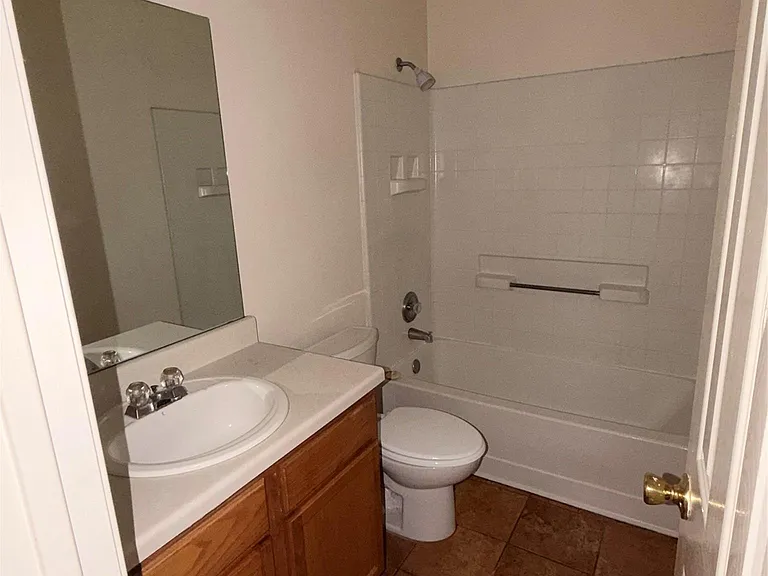 931 Brandi Cir — Photo 5