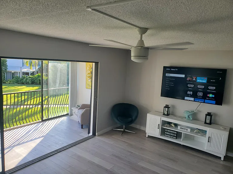 895 S Gulfview Blvd #201 — Photo 12