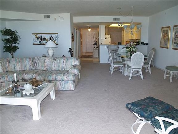 Open Spacious Floor Plan