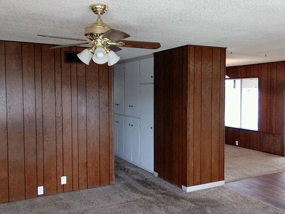 2nd image of 1025 Flax Ct