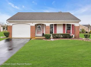 2 Carol Ct, Manchester, NJ 08759