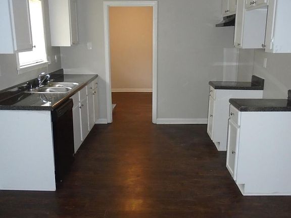 2nd image of 2066 Brookhaven Dr