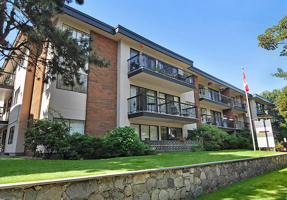 1848 W 3rd Ave #205