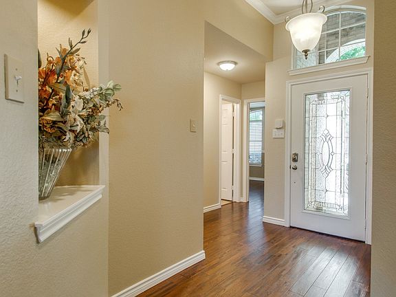 4th image of 5409 Brookside Dr