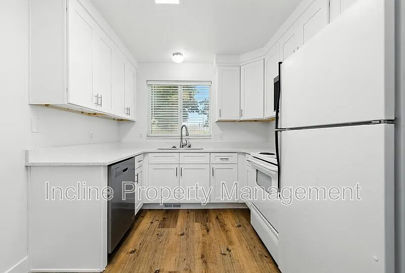 2 bed, 1.0 bath, 1148 sqft, $1,475 — Photo 4