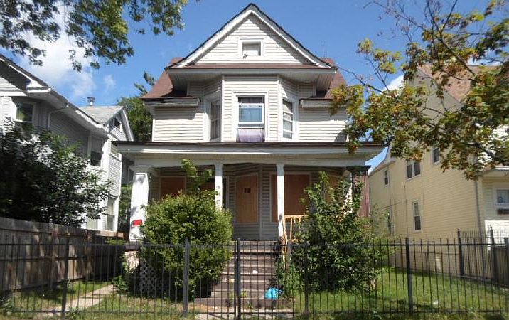 1st image of 947 N Menard Ave