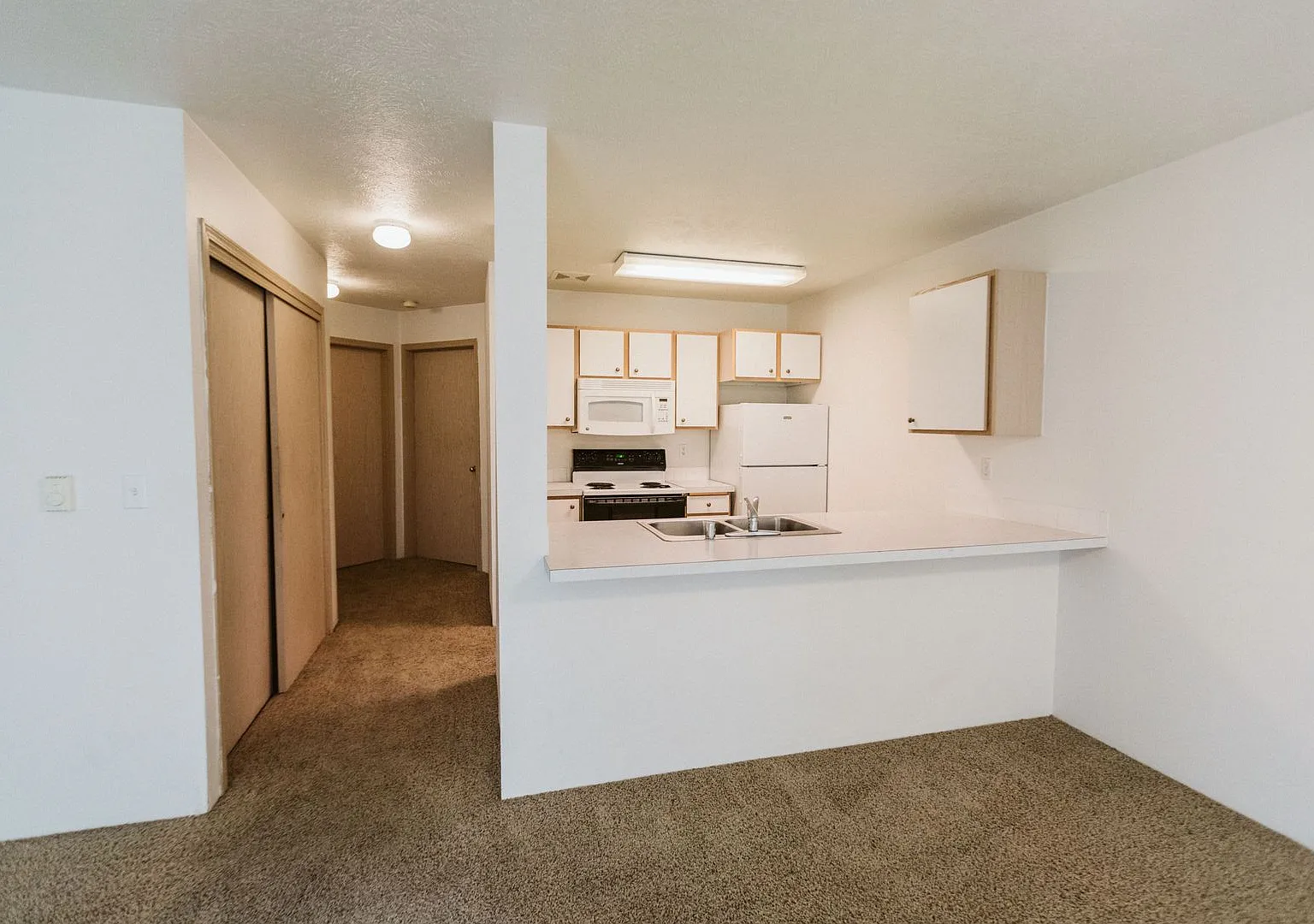 Cornerstone Apartments — Photo 3