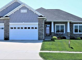 6409 Casey Ln NE, Cedar Rapids, IA 52411