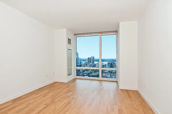 Rented by RSNY Realty | media 39
