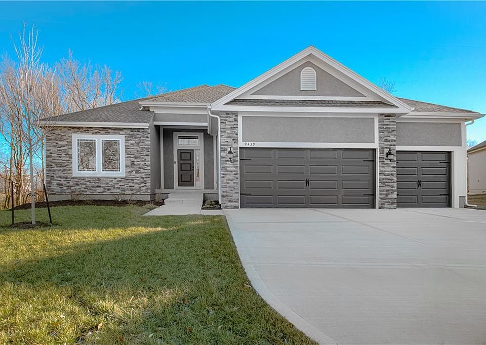 1st image of 9439 N Belton Ave