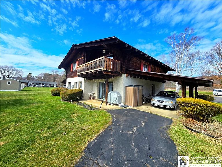 Listing photo 3