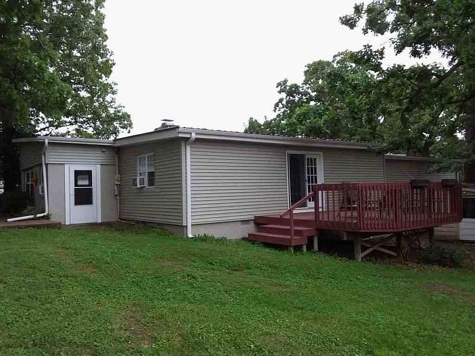 2nd image of 15366 Powell Dr