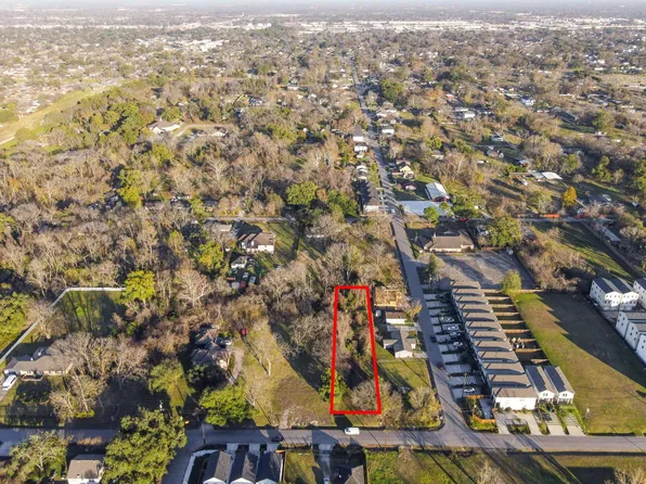 0 Beckley St, Houston, TX 77088