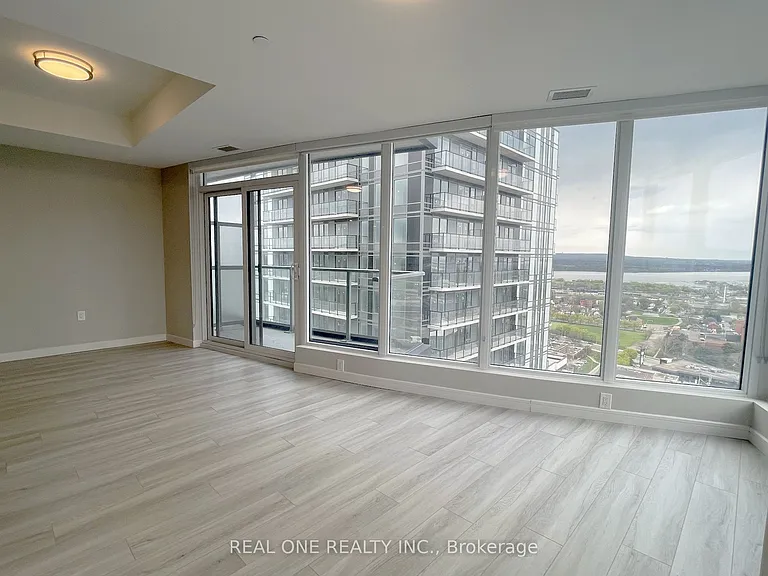 20 George St #2504 — Photo 10