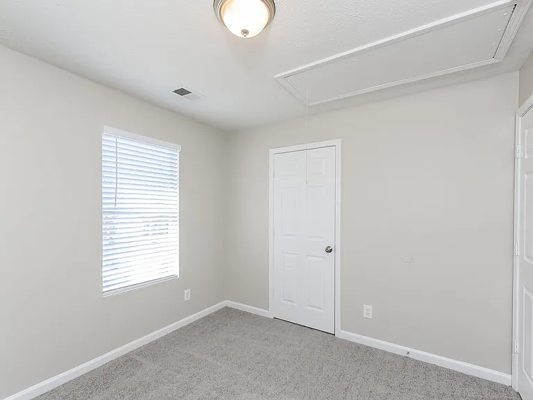 4250 Viewpoint Ln — Photo 17
