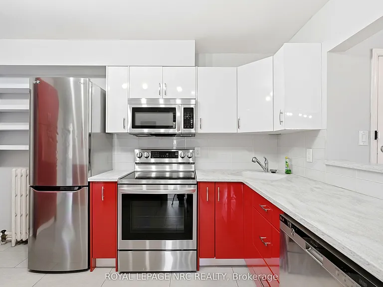 356 N Hunter St E #11 — Photo 9