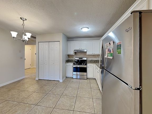4th image of 4569 S Landing Dr