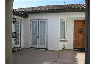 3rd image of 22913 Banbury Ct