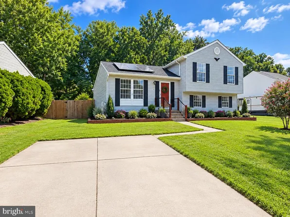 79 Yew Rd, Essex, MD 21221