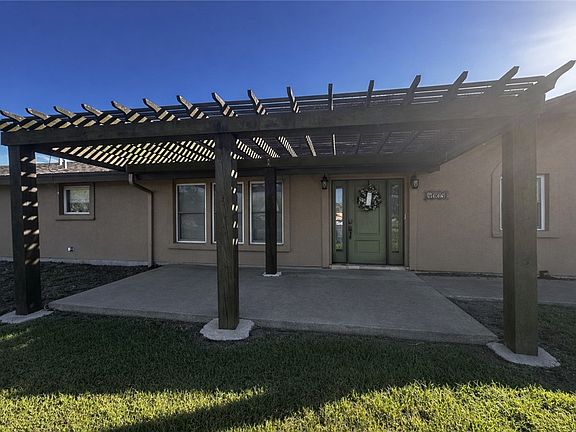 2nd image of 4005 Ridge Trl