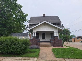 621 8th St, Boone, IA 50036