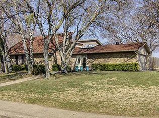 222 Martin Luther Cir, Duncanville, TX 75116