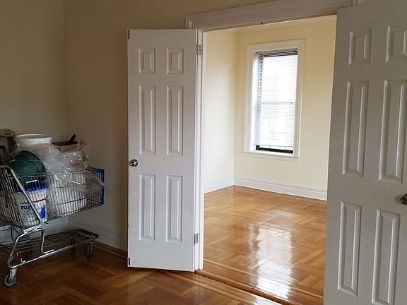 2nd image of 20 Seaman Ave APT 6G