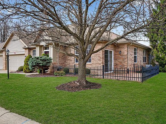 5th image of 18345 Piers End Dr