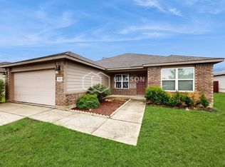512 Long Leaf Dr, New Braunfels, TX 78130
