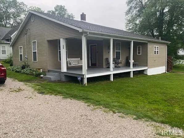 145 E Main St, Elberfeld, IN 47613