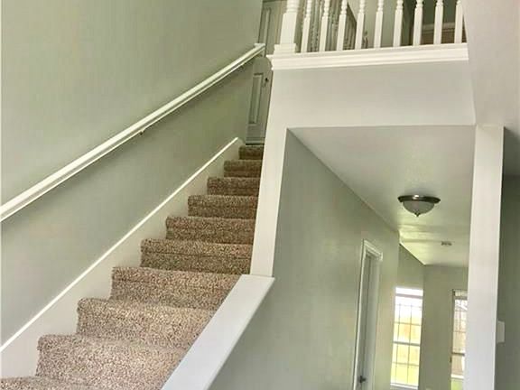 4th image of 4540 Queenswood Dr